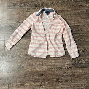 Tommy Hilfiger Dotted Button Shirt